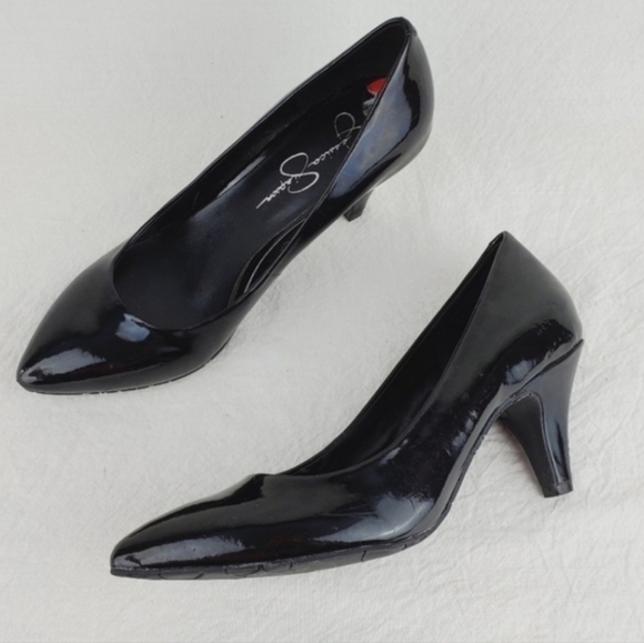Jessica simpson Velmax point toe patent heels Size 6B - Picture 3 of 11